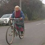 La abuela de la bicicleta