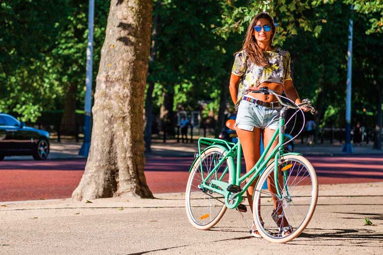 bicicleta paseo mujer